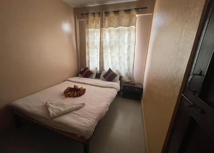 Hotel The *